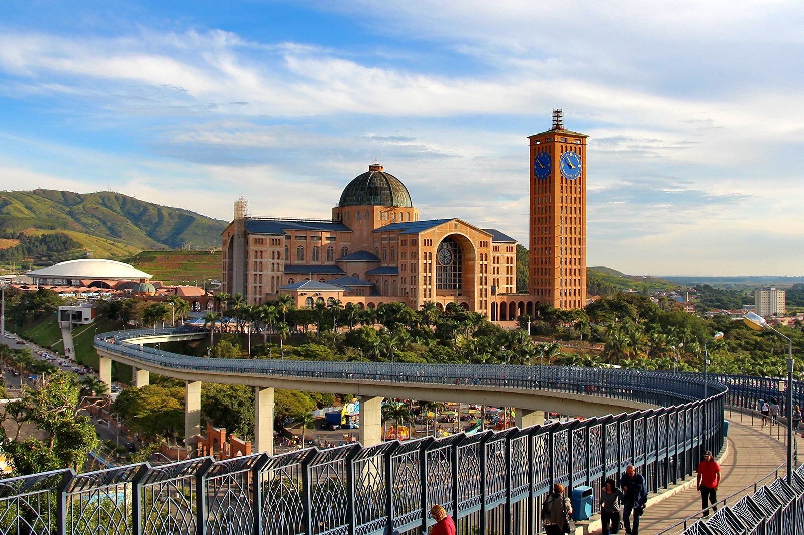 Aparecida do Norte + Campos do Jordão